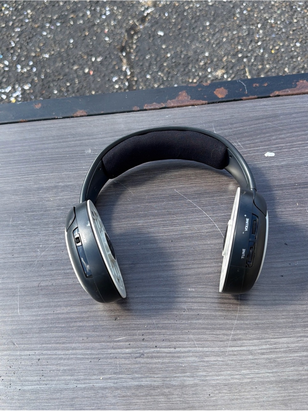 Sennheiser HDR 110 Wireless Over-Ear Stereo Headphones. NO PADS! Headset ONLY!!!